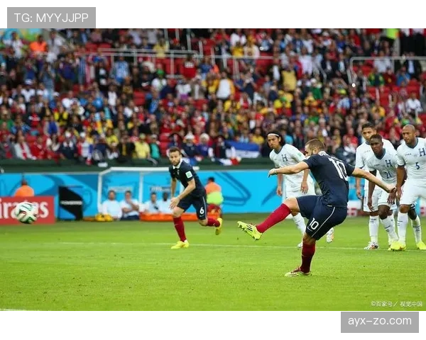 荷兰进攻足球强势崛起，战术革新助推球队表现亮眼