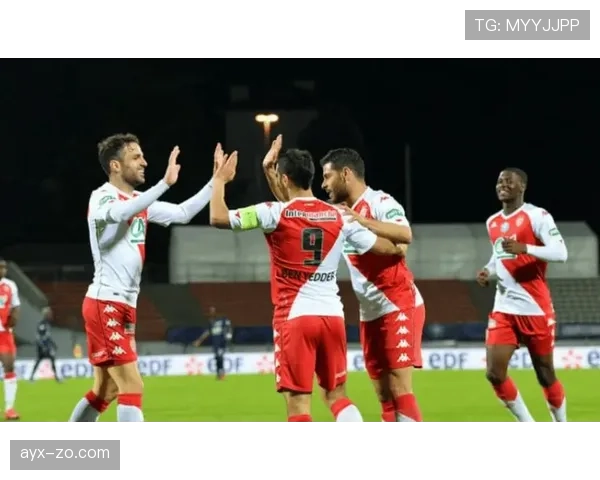 摩纳哥新星闪耀赛场，关键突破助球队取胜