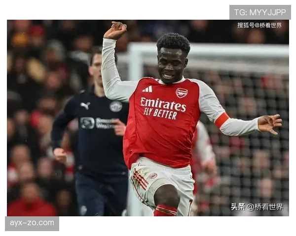 萨卡在关键胜利中的边路突破表现稳健，展现出球队核心竞争力增强